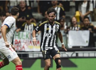 Ex-Grêmio marca primeiro gol com a camisa do Atlético-MG e vence o Bahia