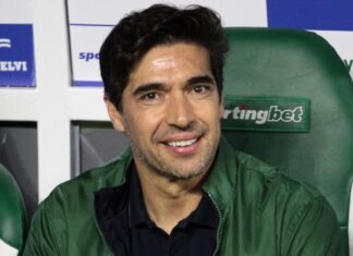 ‘Abel paz e amor’: técnico vê Palmeiras 2025 como o melhor desde que chegou ao Brasil e vive ‘novo momento’ às vésperas de decisões
