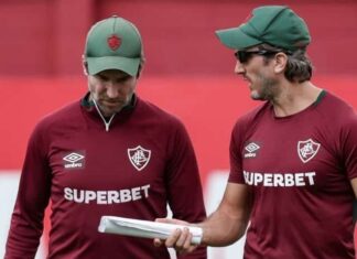 Zubeldía ainda busca centroavante ideal para encarar o Cruzeiro; veja