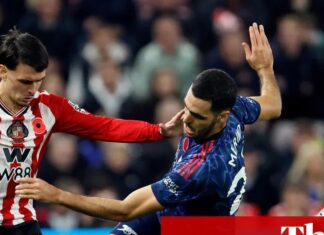 Sunderland v Arsenal: Premier League – live