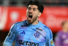 Em alta no Flamengo, Rossi receberá valorização salarial