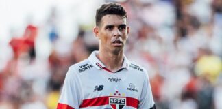 Oscar, do São Paulo, apresenta alteração cardiológica e é levado ao hospital – Portal
