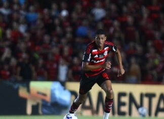 Desfalques na zaga: João Victor deve estrear como titular contra o Sport