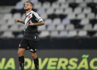 Veja 5 golaços marcados por jogadores do Vasco em 2025