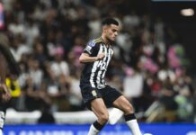 Reestruturação do River Plate inclui interesse em Fausto Vera, afirmam jornalistas argentinos