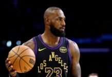 LeBron James estreia na temporada, quebra recordes, e Lakers vencem o Jazz