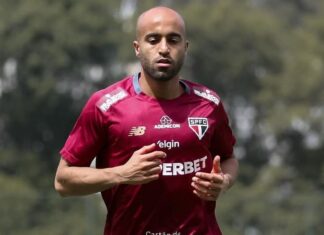 Lucas Moura passa por procedimento no joelho e só deve voltar ao São Paulo em 2026