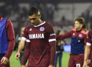 Brasileiro que jogou pelo Lanús relembra perrengue com intensidade do time argentino e conta como foi recebido no ‘maior clube de bairro do mundo’