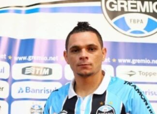 Relembre a briga dos jogadores Pará e Lucas Coelho no treino do Grêmio