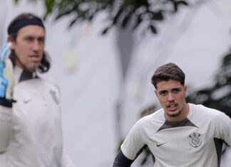 Por que Cruzeiro x Corinthians será marcante para Felipe Longo