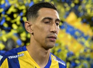 Atletas do Estudiantes viram as costas para Di María e jogadores do Rosario em protesto por título polêmico; veja o climão