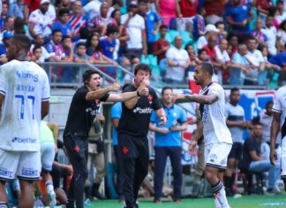 Fernando Diniz segue com respaldo com a diretoria do Vasco mesmo após 5 derrotas seguidas