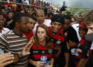 Após hexacampeonato, Flamengo vive desafios e marca era Ronaldinho Gaúcho