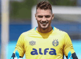 Goleiro do Grêmio é procurado por gigante do Brasileirão