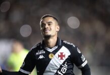 Com ingressos esgotados, Vasco tenta reviver a força do ‘Caldeirão’ de São Januário no jogo contra o Inter
