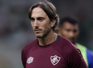 “Para que dar informações ao rival?”; Zubeldía não confirma Fluminense pronto para Copa do Brasil