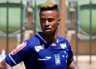 Ex-Cruzeiro fala de ameaças após marcar gol e provocar no clássico
