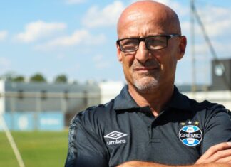 O profissional que deve ser desligado do Grêmio nos próximos dias