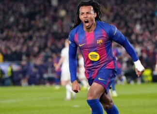 Com dois de Koundé, Barcelona vira sobre o Frankfurt e volta a vencer na Champions após dois jogos