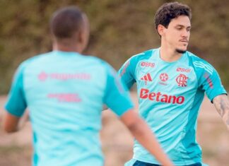 Escalação do Flamengo: Filipe Luís admite mudanças e abre chance para Pedro atuar contra Pyramids