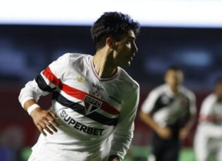 De saída do São Paulo, Juan Dinenno tem negociações avançadas para reforçar RIVAL do SPFC