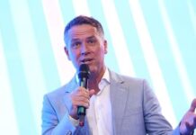 Michael Owen makes clear Liverpool statement that will be music to Slot’s ears