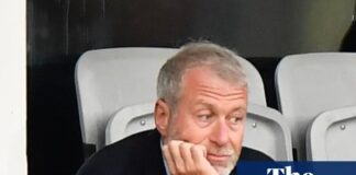 UK will transfer £2.5bn of Abramovich cash to Ukraine fund, Starmer says