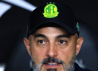 Lista de substitutos de Davide Ancelotti no Botafogo tem Rafael Guanaes, do Mirassol