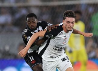 Valorizado? Como mercado avalia Breno Bidon após brilho em título do Corinthians