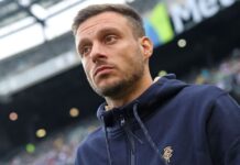 Botafogo anuncia a contratação do técnico Martín Anselmi, ex-Porto