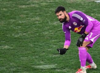 São Paulo acerta a contratação de goleiro da seleção do Paraguai