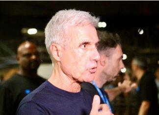 Como Tetê deve ser utilizado por Luis Castro no Grêmio