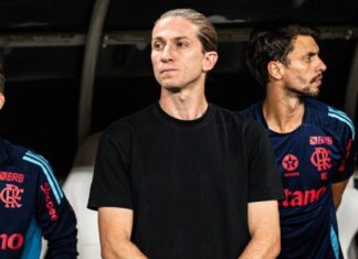 Salário e auxiliares: quais os valores que ainda travam renovação de Filipe Luís com o Flamengo