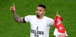 Arsenal vence Aston Villa com gol de Gabriel Jesus e Magalhães e fecha 2025 no topo da Premier League
