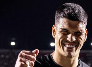 Flamengo prepara nova investida para tirar Gabriel Brazão do Santos