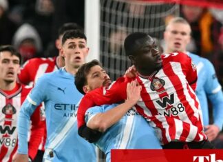 Sunderland v Manchester City: Premier League – live