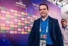 Marcelo Paz realiza ‘jogada de mestre’ e Corinthians realiza acordo com meio-campista até 2027