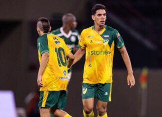 Técnico do Monte Roraima detona gols ‘polêmicos’ do Palmeiras após derrota na Copinha: ‘Bandeirinha nos tirou do jogo’