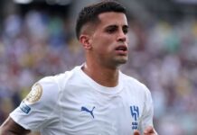 Barcelona negocia retorno de lateral João Cancelo, do Al Hilal