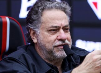 Julio Casares descarta renunciar do cargo de presidente do São Paulo em meio à investigação