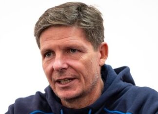 Man United get Oliver Glasner green light for dream welcome gift amid job links