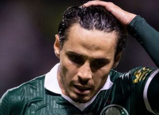 O que Palmeiras planeja para Weverton e Raphael Veiga, alvos de sondagens de clubes do Brasil para 2026