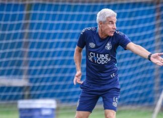Luís Castro planeja ‘novo Grêmio’ contra o São José no Gauchão