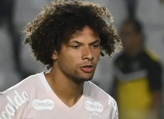 Willian Arão destaca talento do Flamengo de 2020 e 2021 em comparação ao Santos