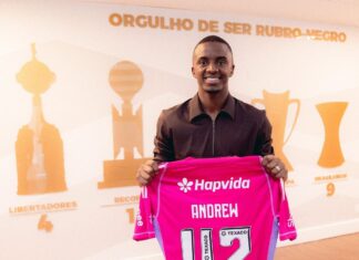 Andrew é o novo goleiro do Flamengo e usará a camisa 42 em homenagem à família