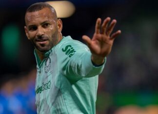 Grêmio anuncia a contratação do goleiro Weverton, ex-Palmeiras
