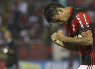 Flamengo enfrenta o Volta Redonda em busca de mais estreias no Raulino de Oliveira