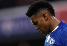 Por que Estêvão não ficou nem no banco do Chelsea contra o Brentford? Entenda situação do ex-Palmeiras