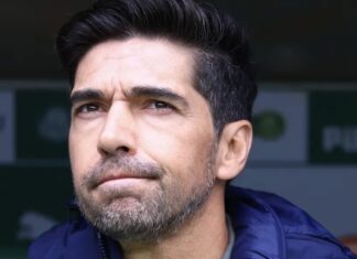 Abel Ferreira recorda derrota do Palmeiras para o Flamengo na final da Libertadores