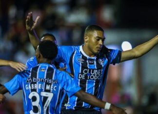 Com a vitória sobre o Guarany, o Grêmio confirma a classificação no Gauchão